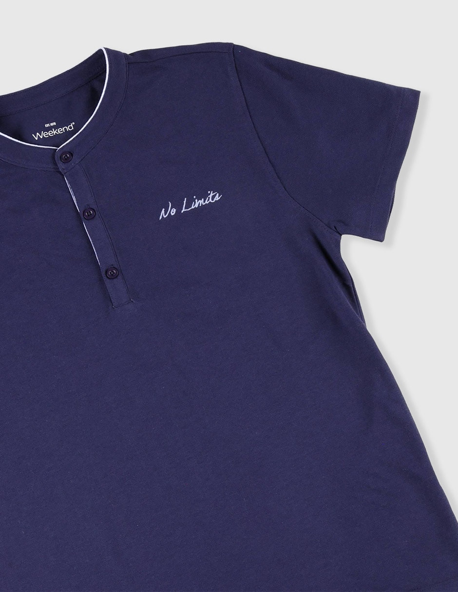 Playera tipo polo para niño