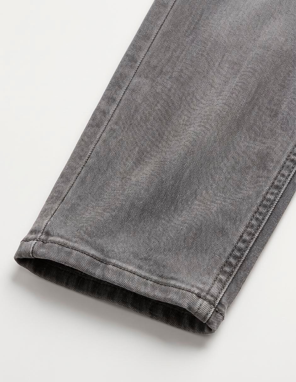Jeans slim deslavado para niño 4